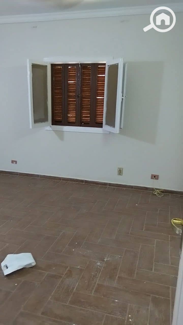 4 1000330766. jpg