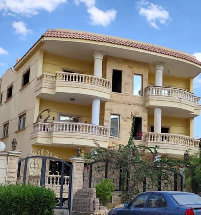 3 Bedroom Flat for Sale in Shorouk City, Cairo - فرصة شقة للبيع بحى الفيلات بالشروق