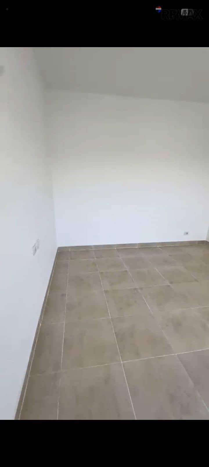 5 1000404170. jpg