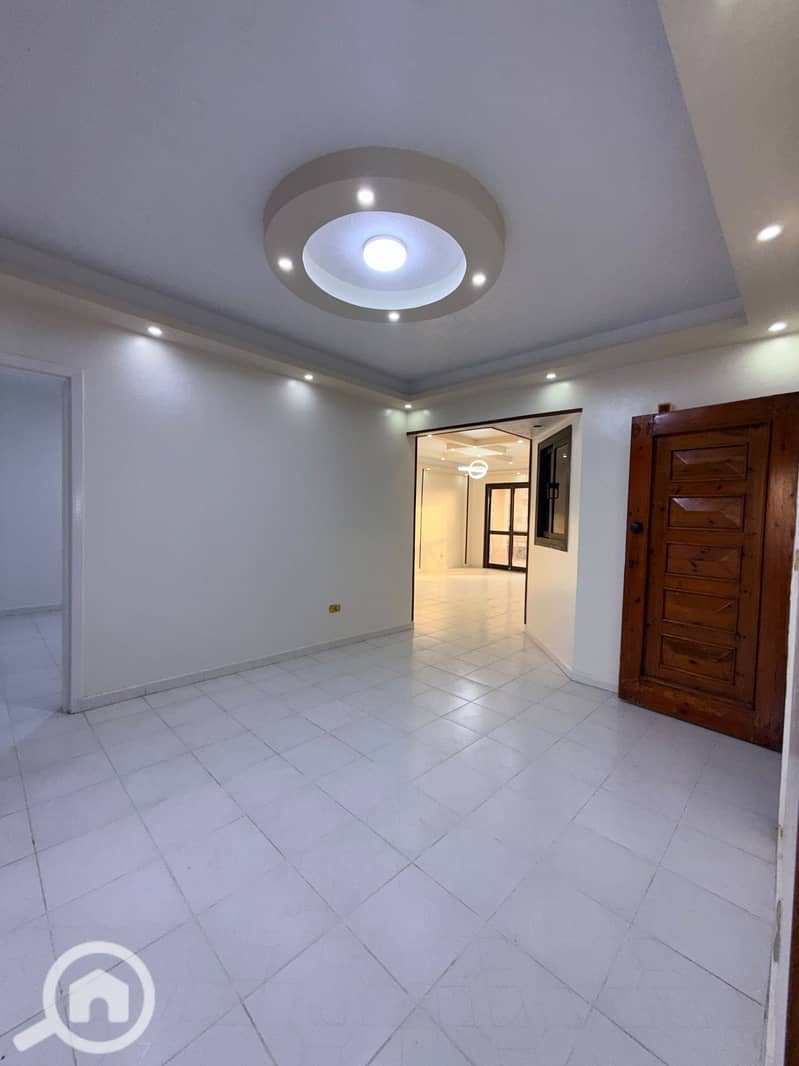 10 1000536998. jpg
