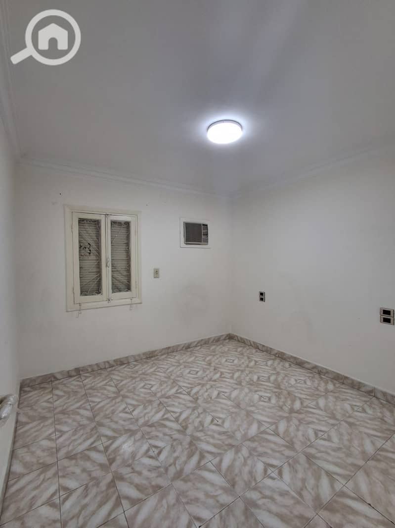 9 a59459cf-85cf-4962-8d49-190aa8bb03ea. jpg