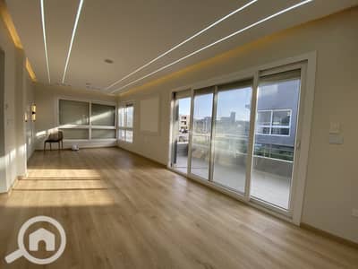 3 Bedroom Penthouse for Sale in 6th of October, Giza - IMG_8040. heic