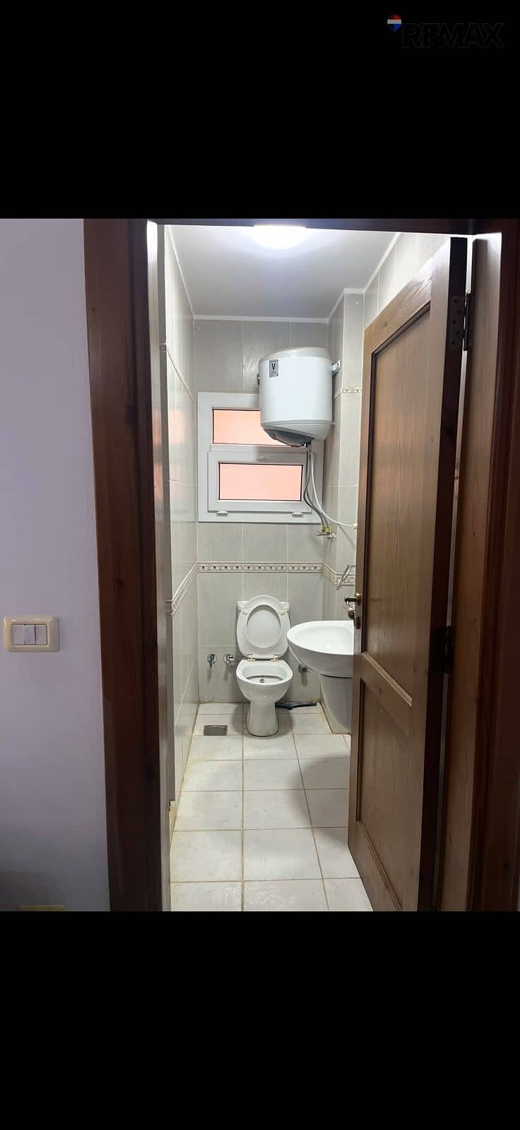 9 1000404538. jpg