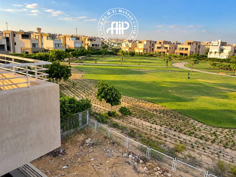 7 Golden-Hour Villas Over Green Park. png