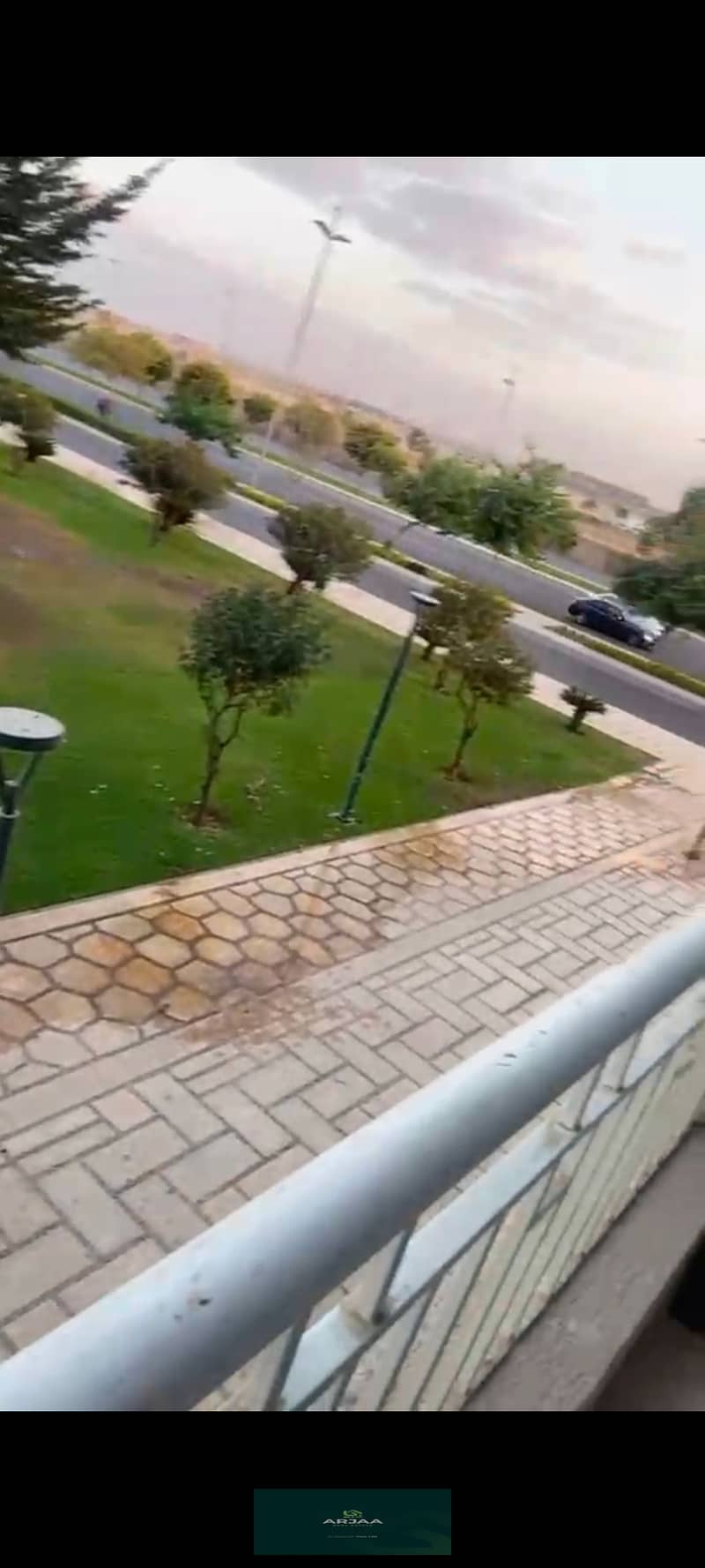 4 1001303080. jpg