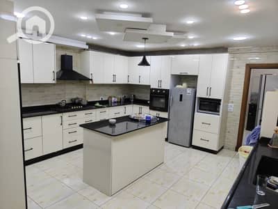 8 Bedroom Duplex for Sale in Sheikh Zayed, Giza - ءءء. jpeg 8 Bedroom Duplex for Sale in Sheikh Zayed, Giza - ءءء. jpeg