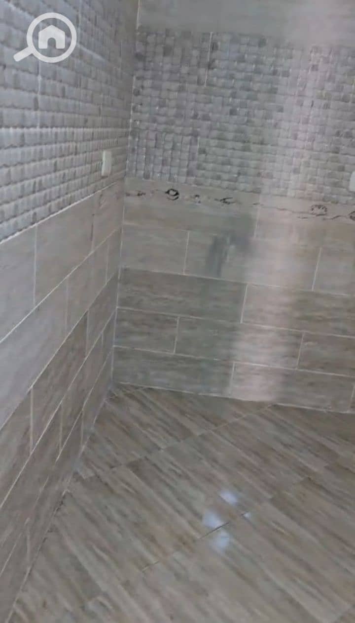 5 1000974792. jpg
