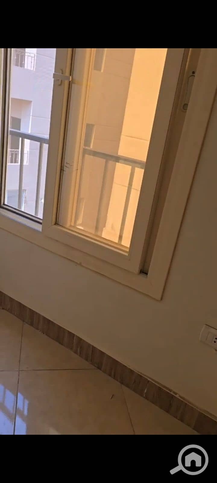 8 1000974807. jpg