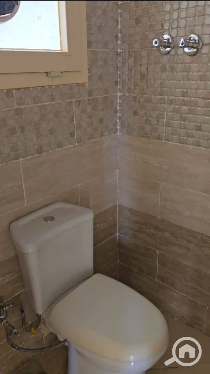 10 1000974786. jpg