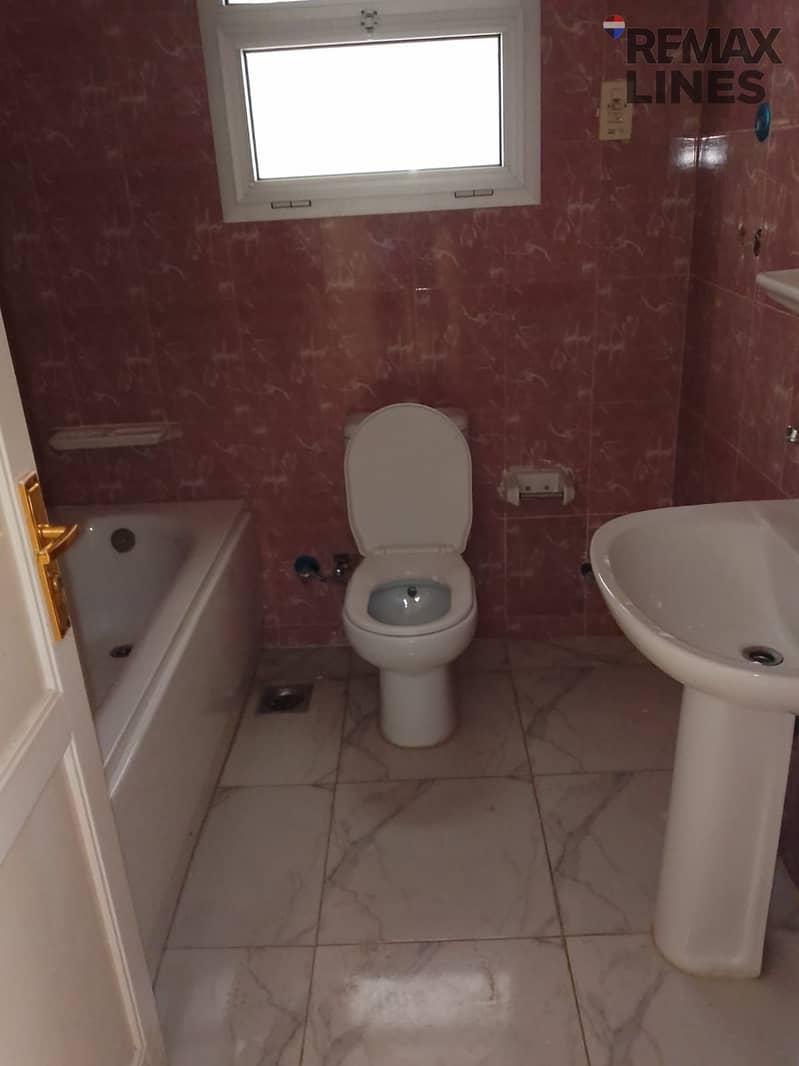 5 9681. jpg