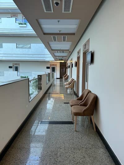 عيادة  للبيع في القاهرة الجديدة، القاهرة - Finished Clinic for Sale 40m2 NewCairoUMCعيادة للبيع استلام فوري متشطب