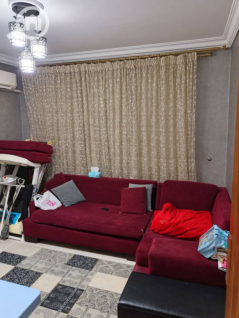 3 Elegant Burgundy Living Room Interior. png