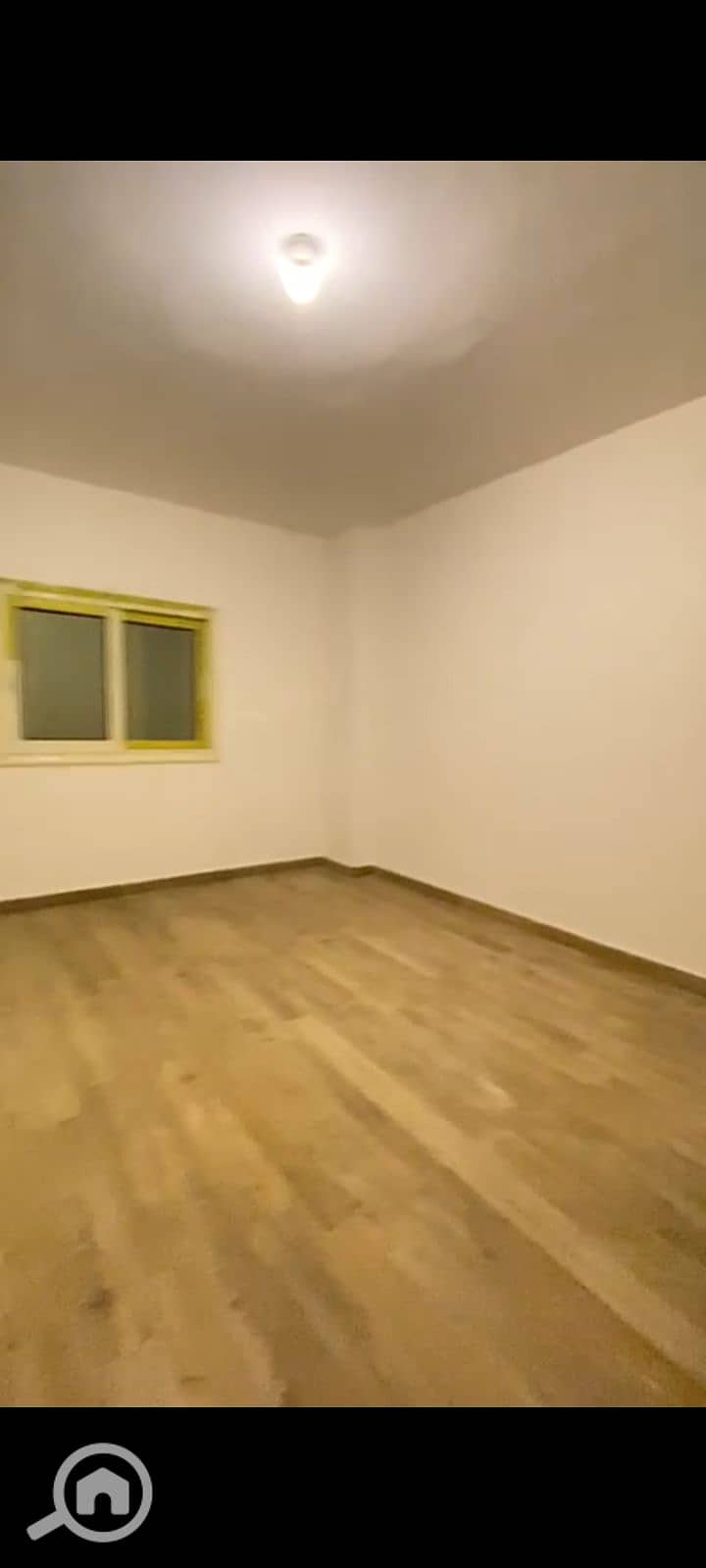8 1000966041. png