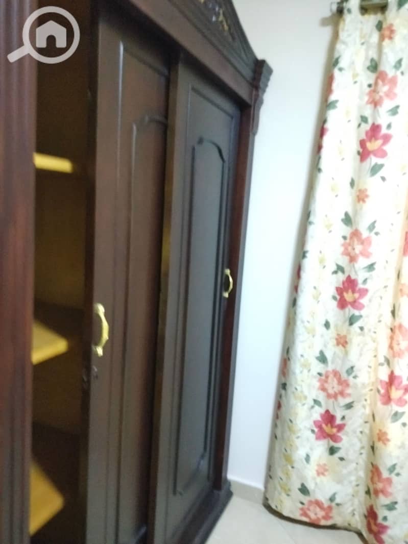 8 169600. jpg