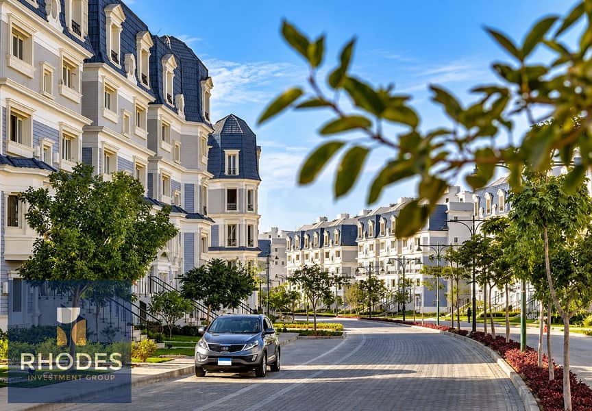 4 Sunlit Parisian-Style Residential Boulevard. png