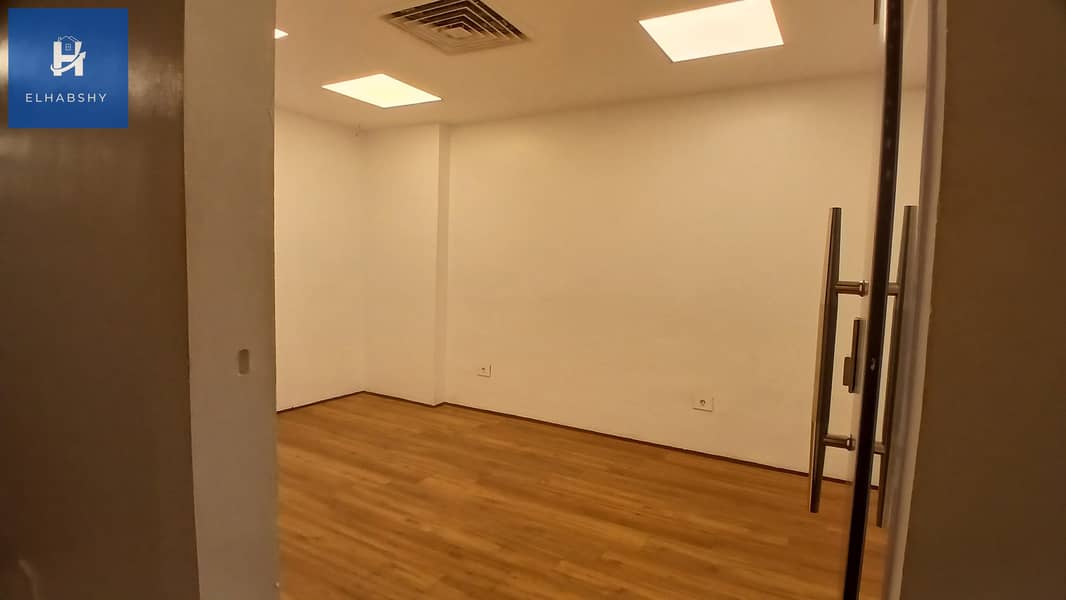 7 20261017_180809. jpg