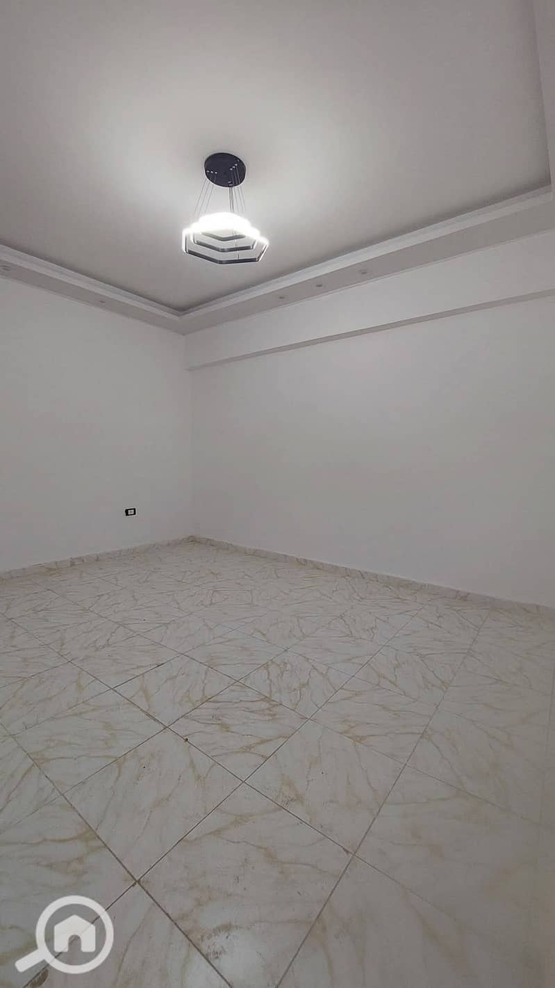 11 1000750690. jpg