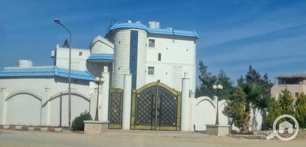 فیلا 5 غرف نوم للبيع في 6 اكتوبر، الجيزة - 70766. jpg فیلا 5 غرف نوم للبيع في 6 اكتوبر، الجيزة - 70766. jpg