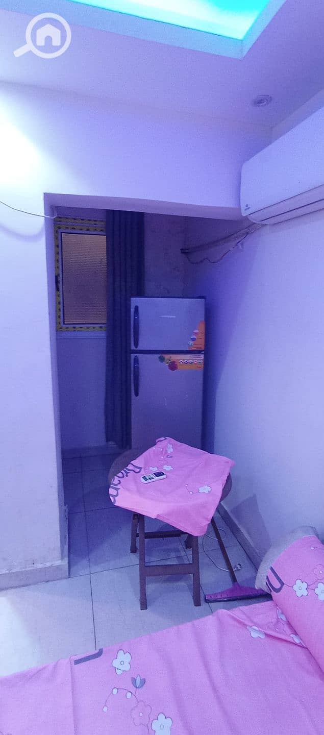 4 1000181595. jpg