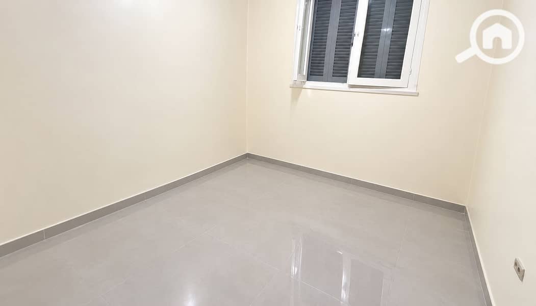 6 Polished Minimalist Room with Window. png