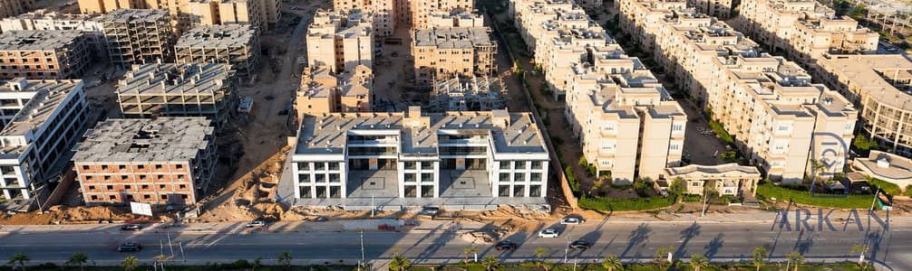 محلات تجارية  للبيع في حدائق اكتوبر، الجيزة - الصورة_الأولى_لقطة_علوية. png