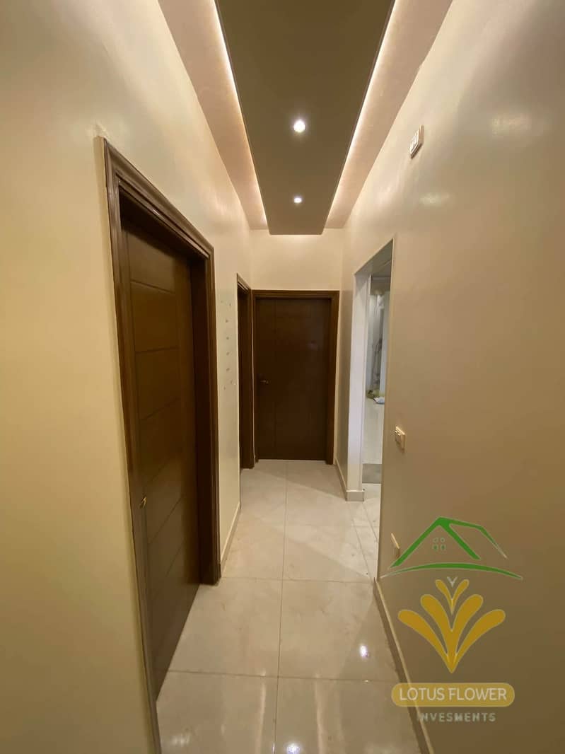 3 7f627c0d-4741-4c58-925a-ac8a67a187b6. jpeg