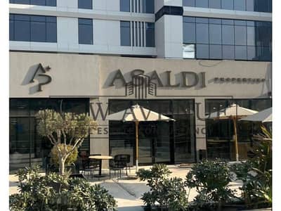 Retail for Sale in New Cairo, Cairo - WhatsApp Image 2026-10-18 at 3.27. 35 PM (1). jpg
