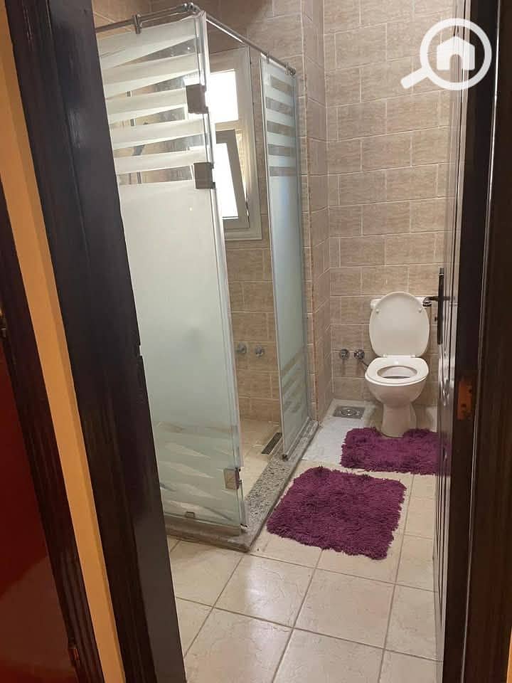 4 701. jpg