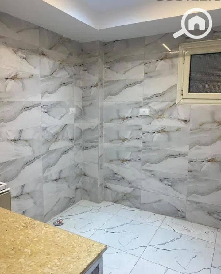 5 1000557980. jpg