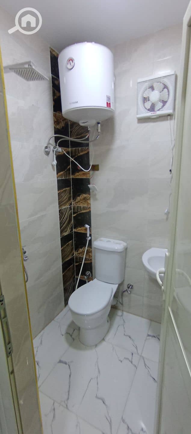7 1000190238. jpg