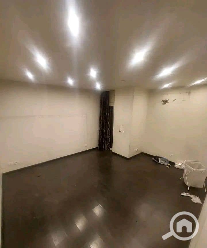 2 80953. jpg
