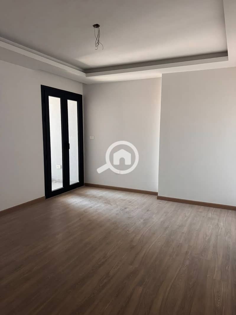25 WhatsApp Image 2026-09-25 at 8.26. 27 PM. jpeg