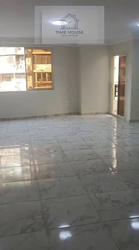 2 66387. jpg