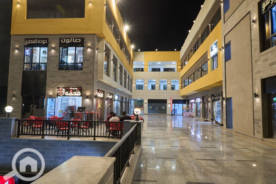 4 Arena1361_HDR. jpg