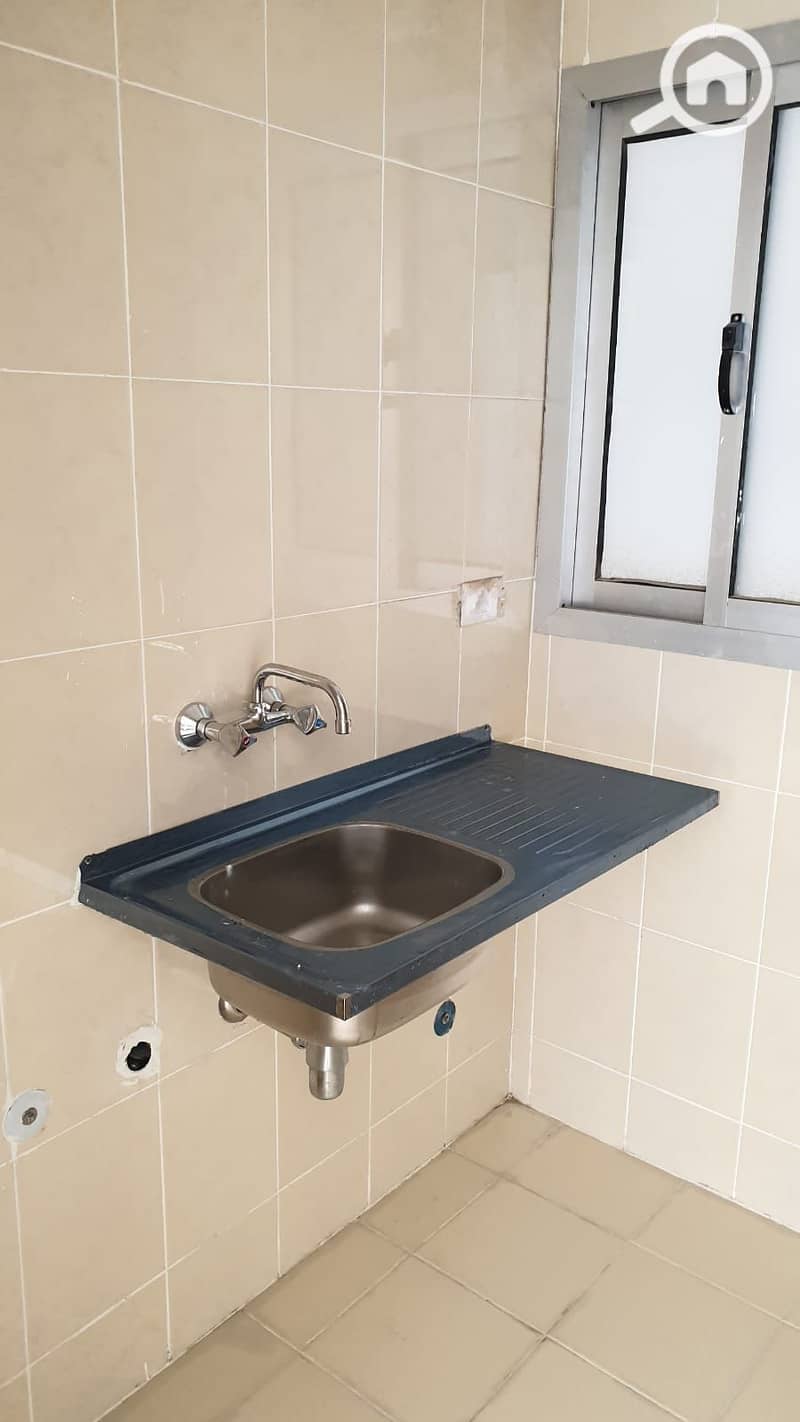 5 1000975581. jpg
