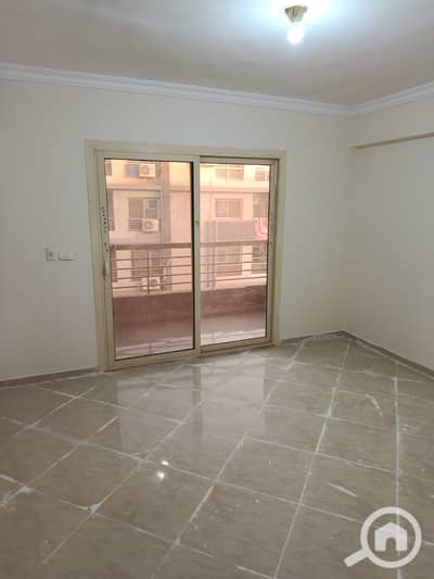 3 Bedroom Apartment for Sale in Sheikh Zayed, Giza - د4. jpeg 3 Bedroom Apartment for Sale in Sheikh Zayed, Giza - د4. jpeg