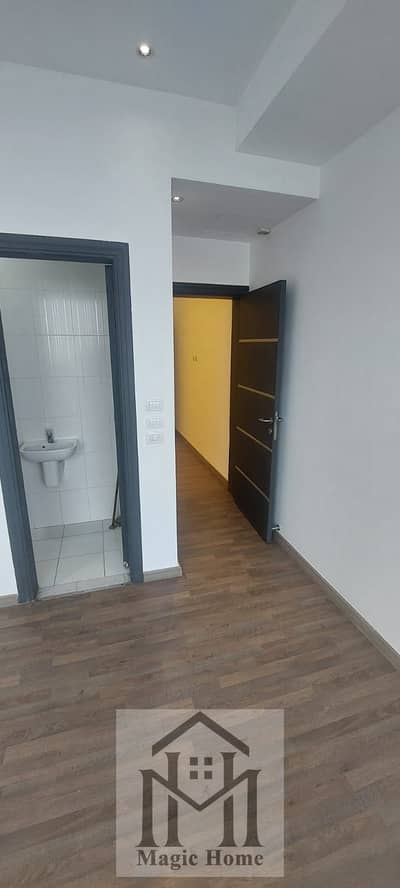 عيادة للايجار في القاهرة الجديدة، القاهرة - 0cc6c56a-0a03-4755-9cc4-61bbcf4b4621. jpg عيادة للايجار في القاهرة الجديدة، القاهرة - 0cc6c56a-0a03-4755-9cc4-61bbcf4b4621. jpg