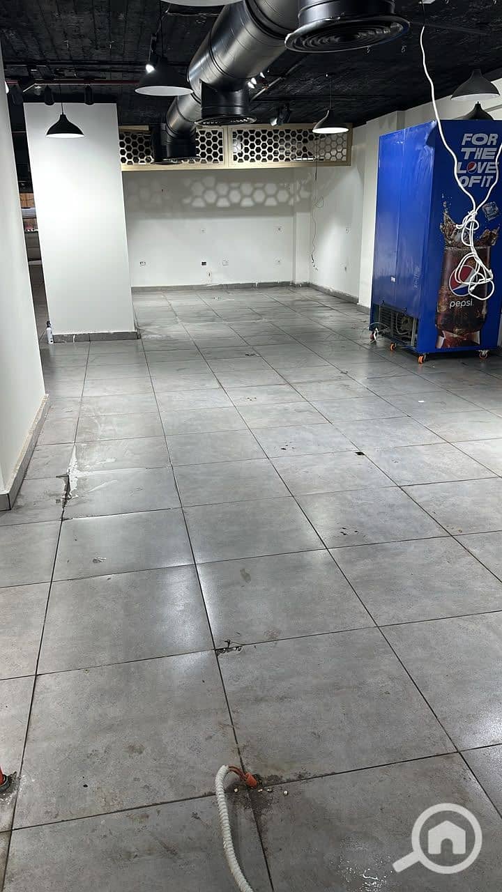 4 1004509849. jpg