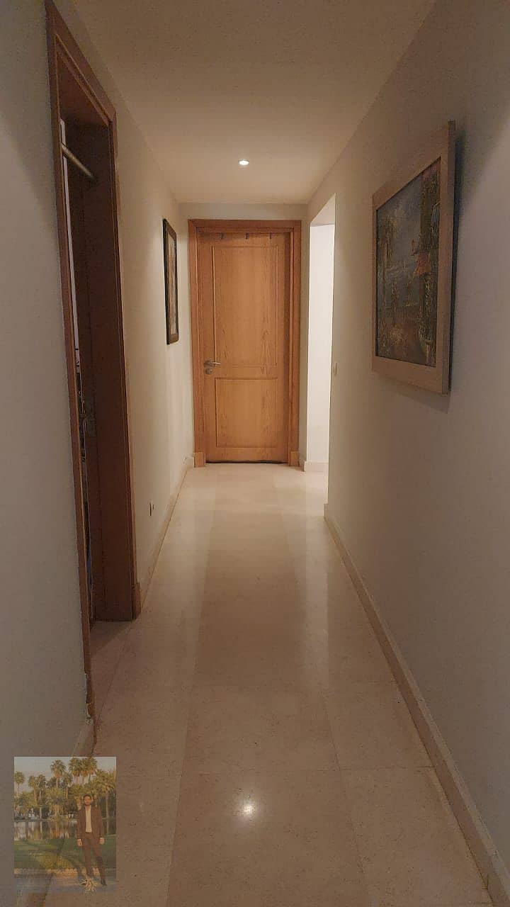 14 1000984769. jpg