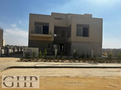 6 Bedroom Villa for Sale in New Cairo, Cairo - IMG-20260926-WA0355. jpg