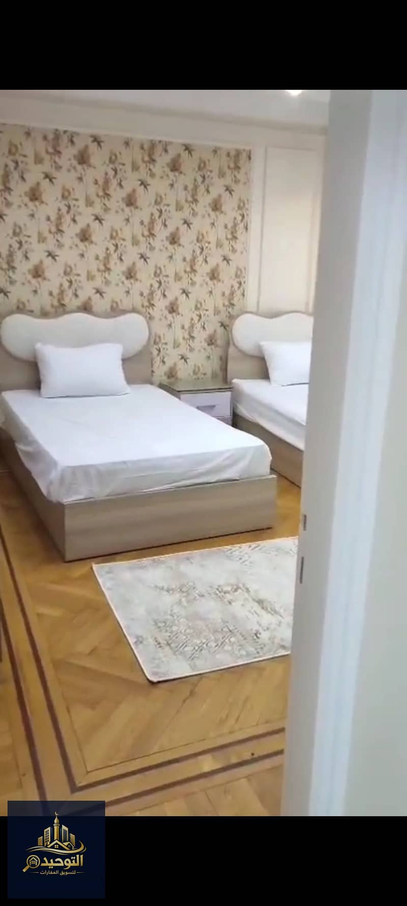 11 1000677870. jpg