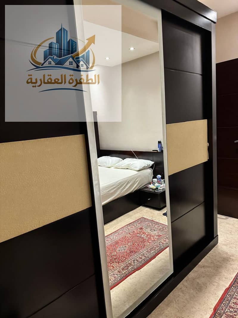 24 8d4123fe-b84e-43d3-abaf-854438fa4c4f. jpg