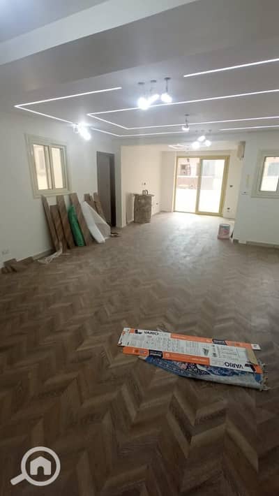 شقة 5 غرف نوم للبيع في حي وسط، الإسكندرية - 28a0dbda-919d-43d2-8063-2addccafea63. jpg