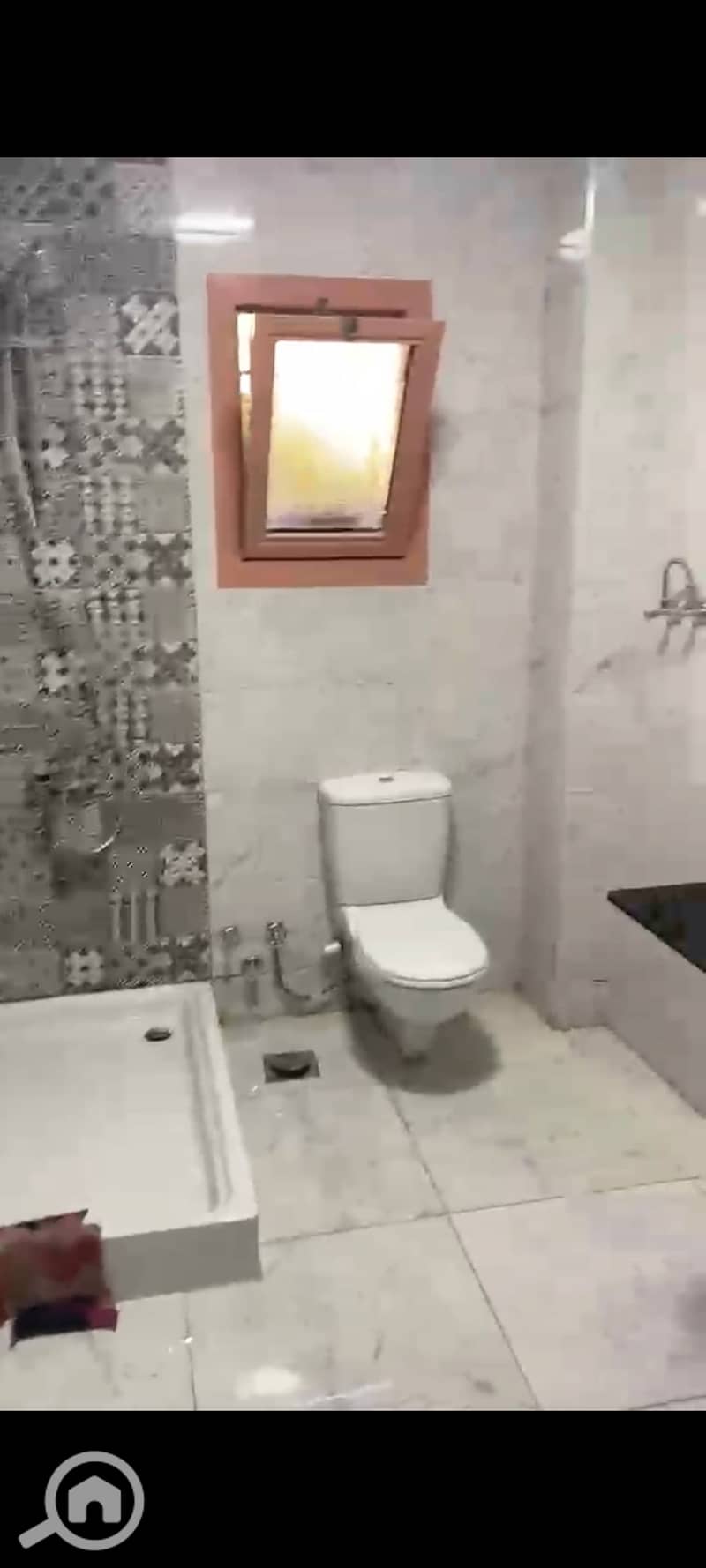 5 1000452037. jpg