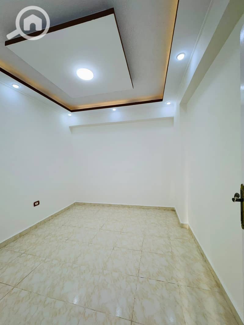 9 1000752607. jpg