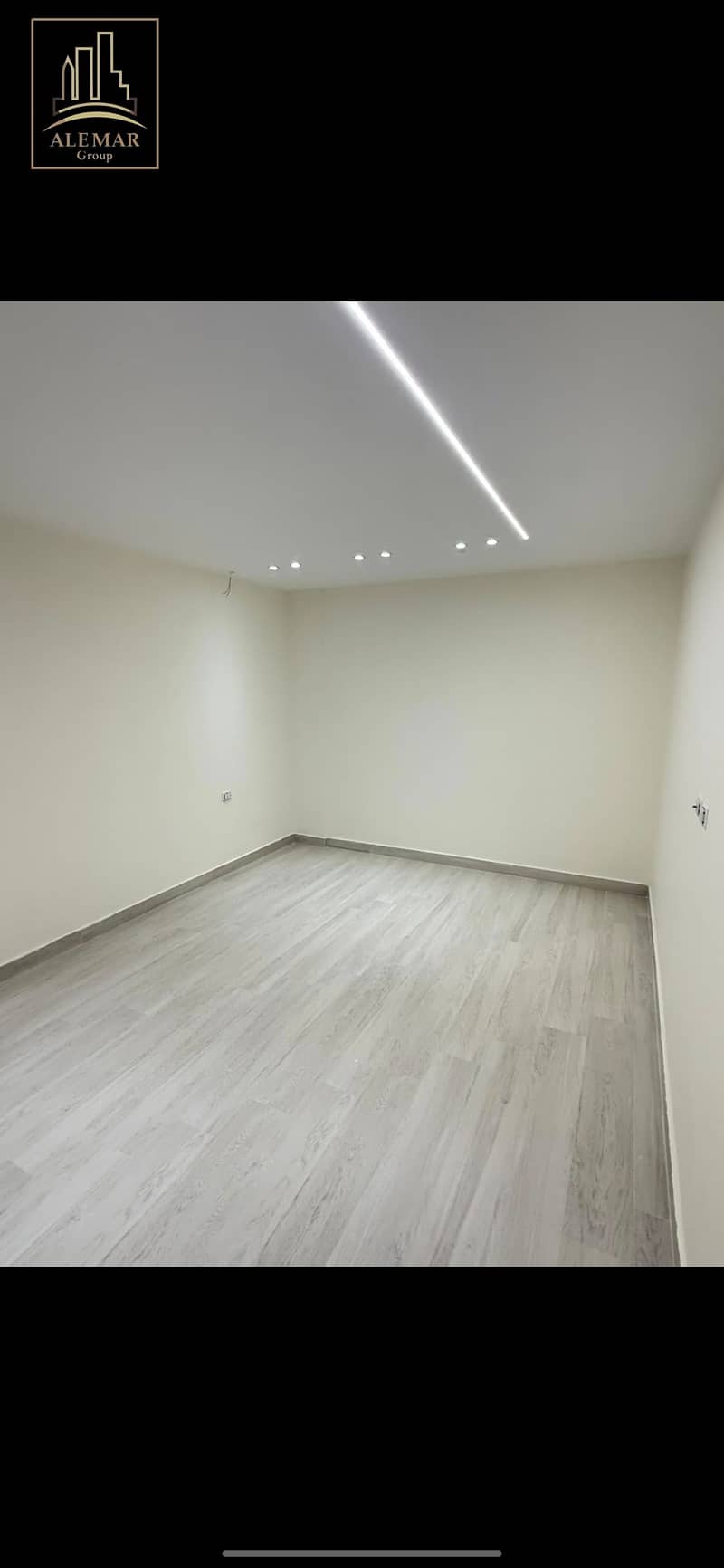 2 300893. jpg