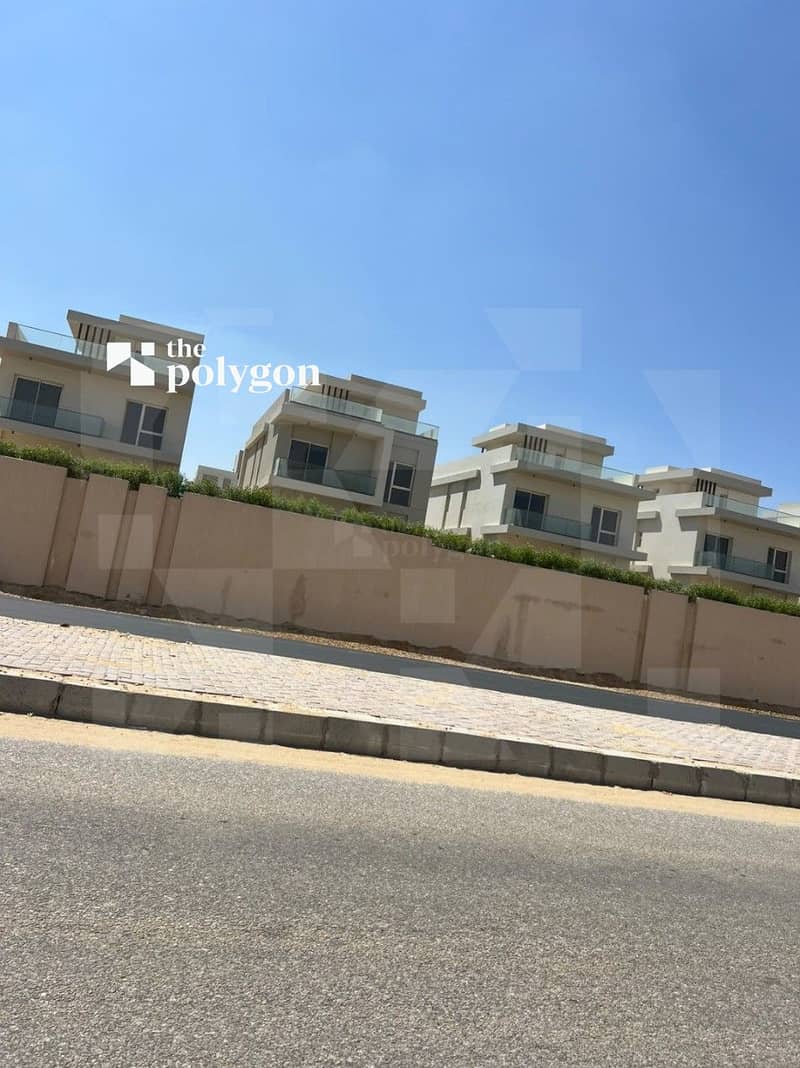 6 06. jpg