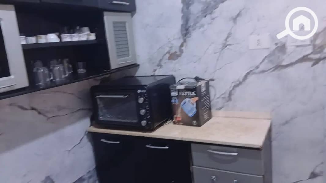 9 1000731498. jpg