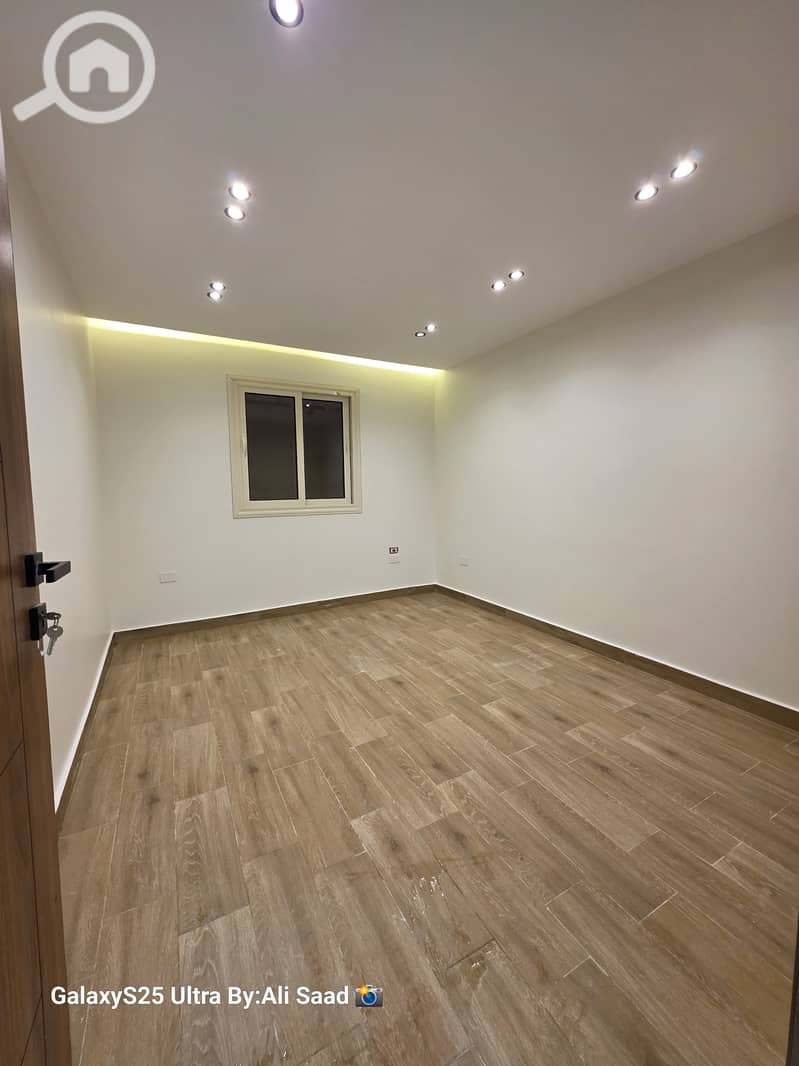 5 159714. jpg