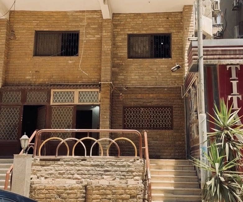 مقر اداري دوبلكس٣٠٠م ارضي واول خطوات لعباس العقاد من المالك مباشرة مقر اداري دوبلكس٣٠٠م ارضي واول خطوات لعباس العقاد من المالك مباشرة